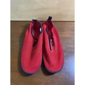 Wave Runner Men’s Rubber Bottom Water Shoes Size 11